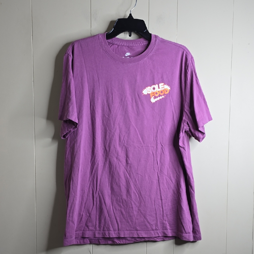 Nike Women's Soul Food  T-Shirt XL